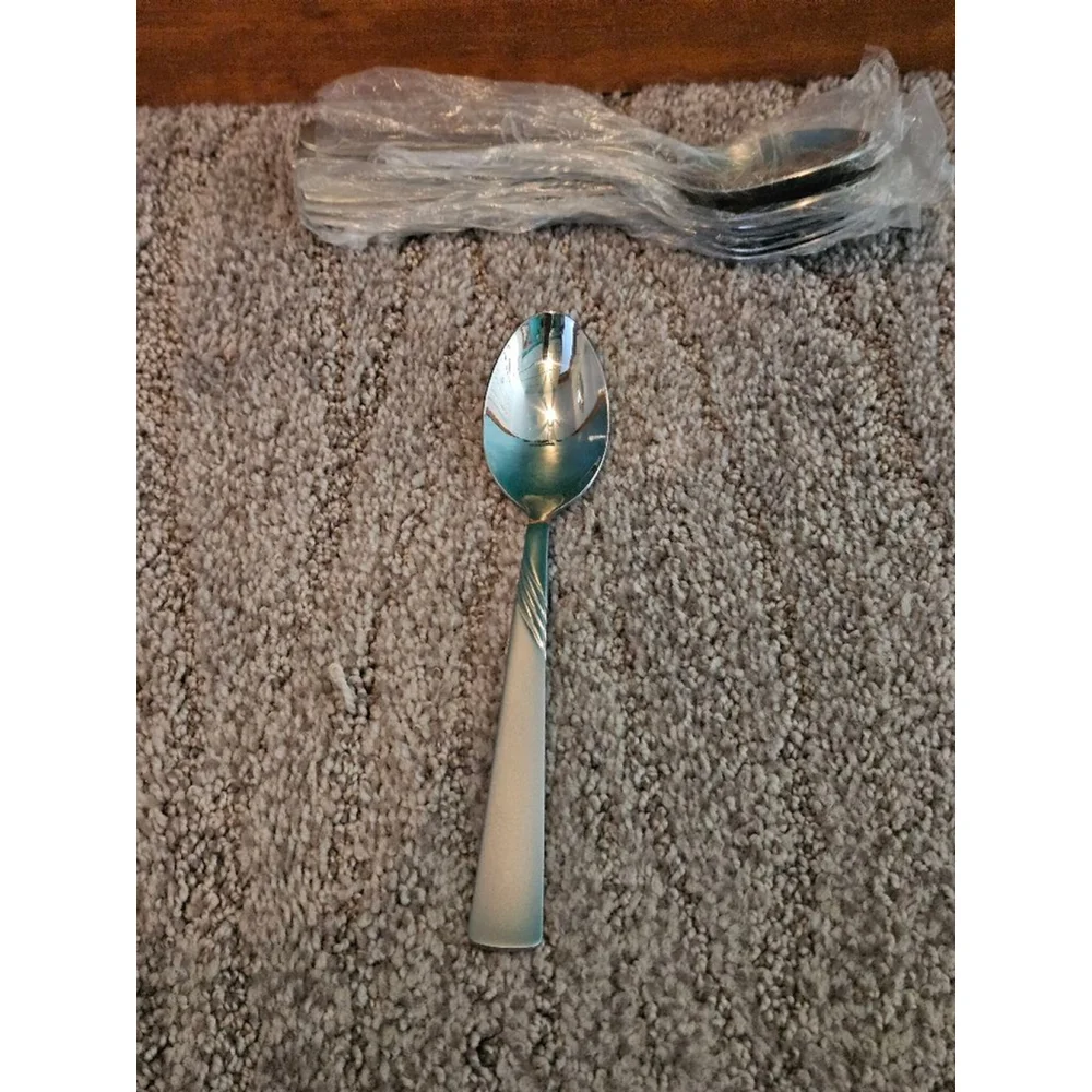 New Corelle 45 Piece Flatware Set in Frost with Hostess Set